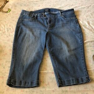 Capri jeans